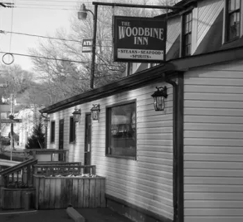 Woodbine Inn exterior view Photo